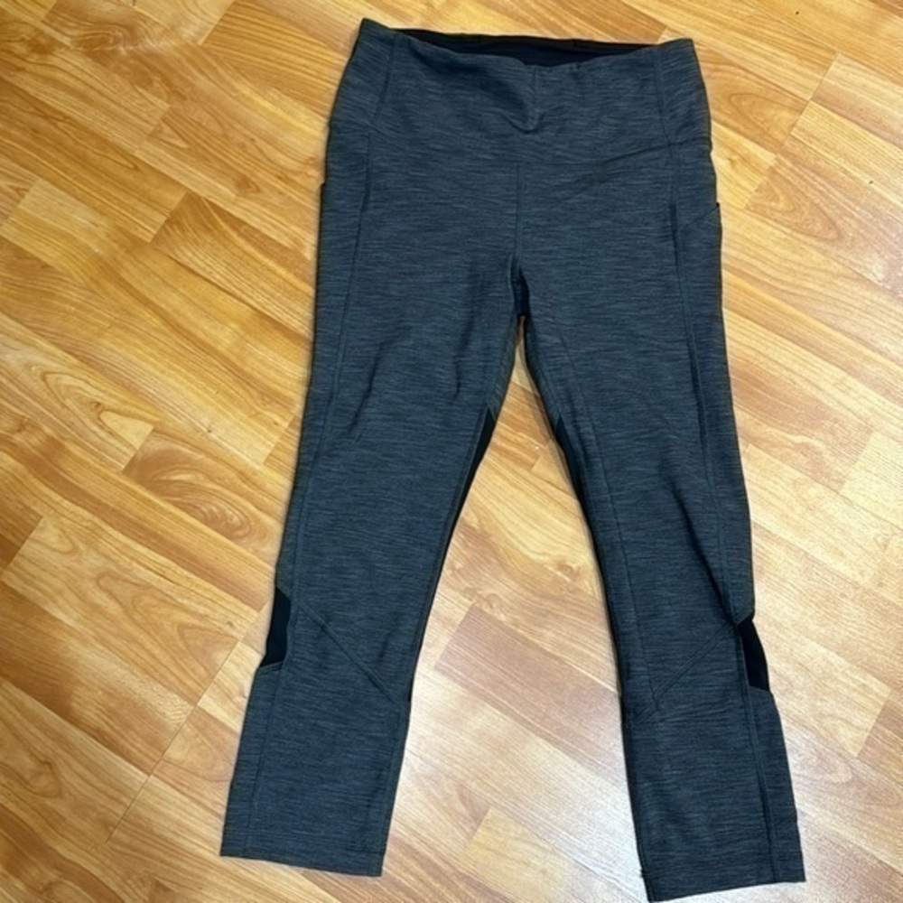 Lululemon Speed Up Black/Gray Running Crop leggings Women’s Size 6